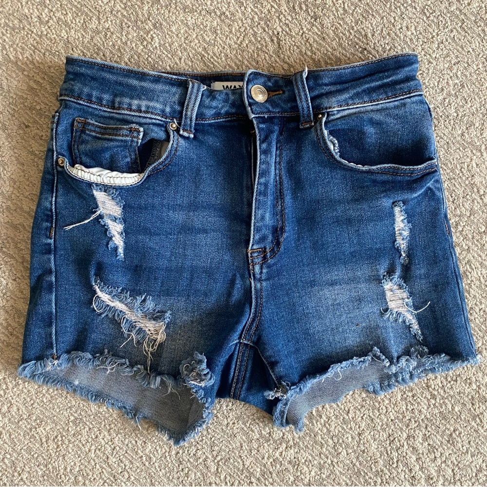 Women’s cut off shorts